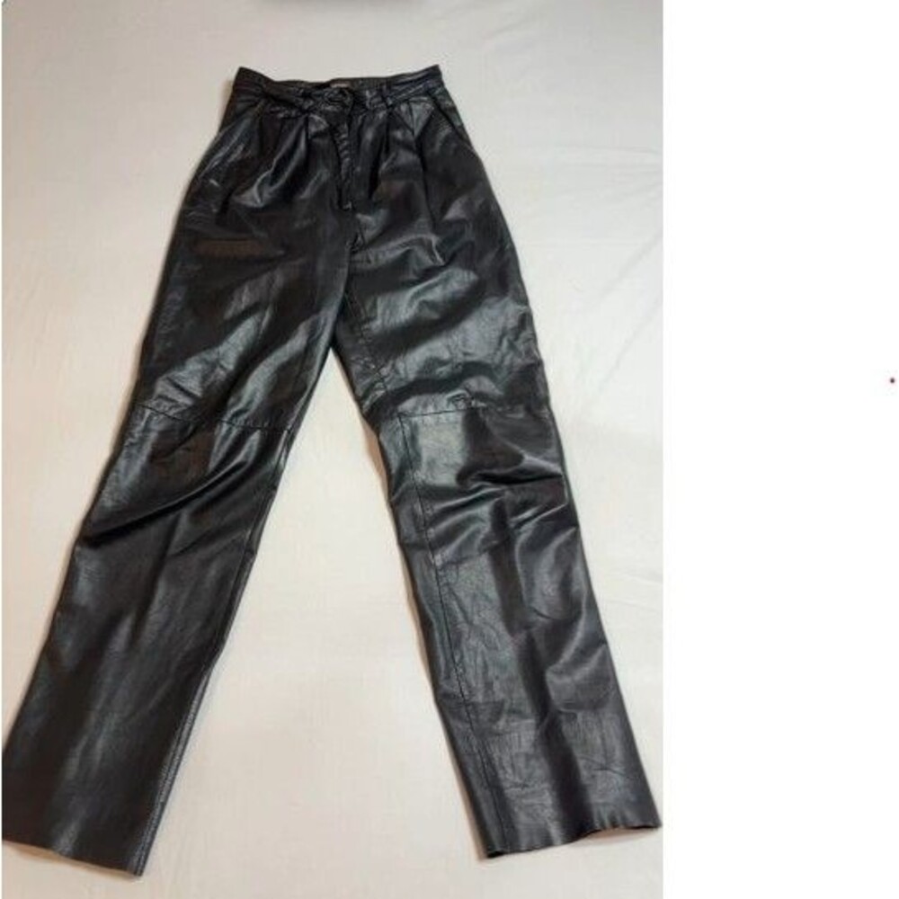 Vintage Toffs Genuine Leather Pants Women's Size 6 Black High Rise 30 Waist